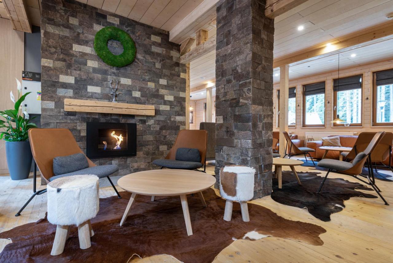 Hotel Bjoernson Jasna & Bjoernson Tree Houses ديمانوفْشكا دولِنا المظهر الخارجي الصورة
