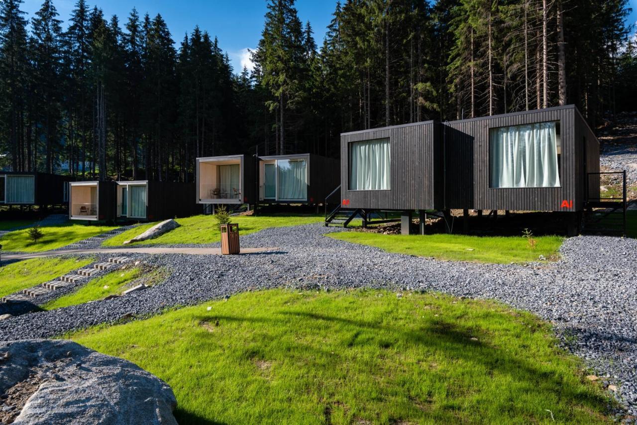 Hotel Bjoernson Jasna & Bjoernson Tree Houses ديمانوفْشكا دولِنا المظهر الخارجي الصورة