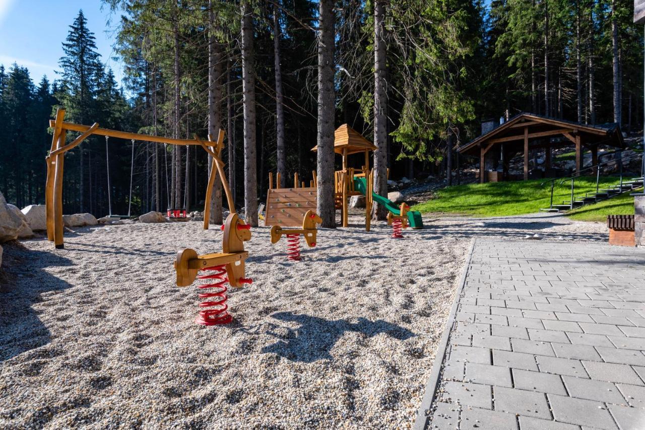 Hotel Bjoernson Jasna & Bjoernson Tree Houses ديمانوفْشكا دولِنا المظهر الخارجي الصورة