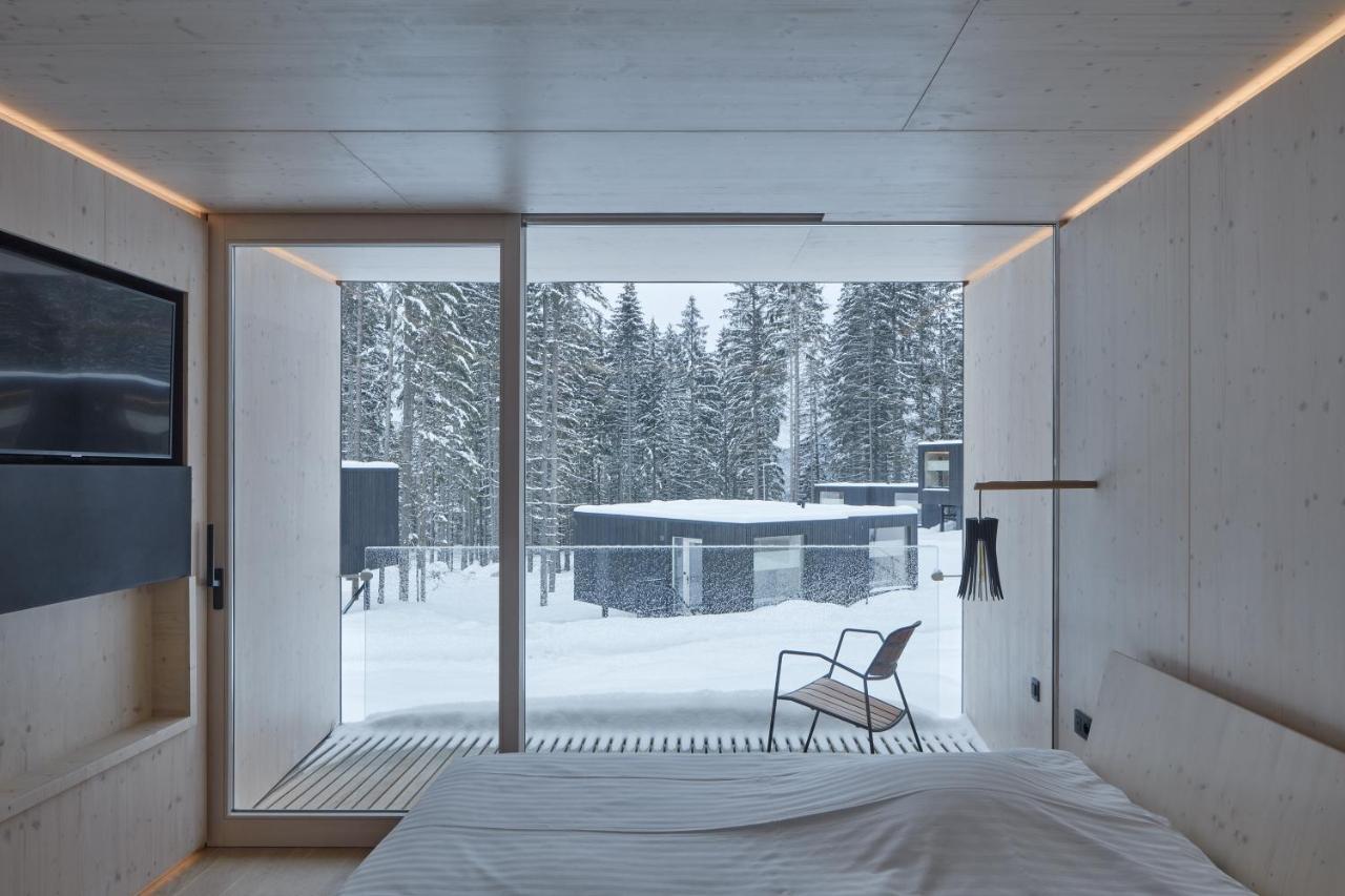 Hotel Bjoernson Jasna & Bjoernson Tree Houses ديمانوفْشكا دولِنا المظهر الخارجي الصورة